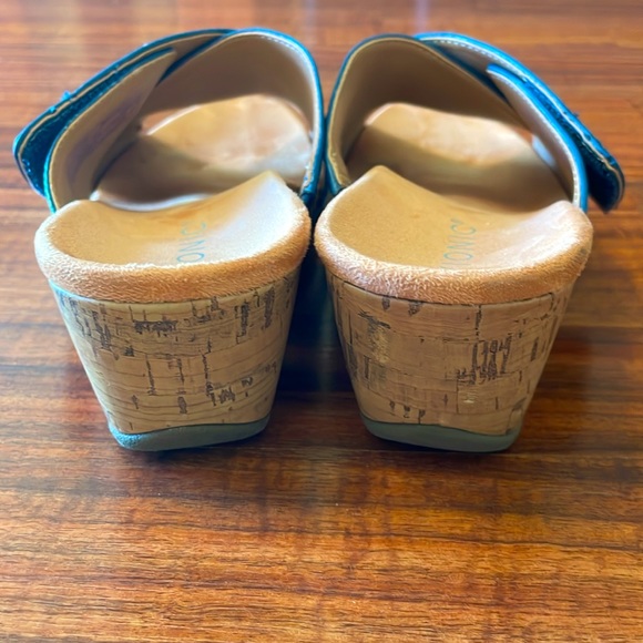 Vionic Leticia sandals in blue size 7.5 - Picture 6 of 8